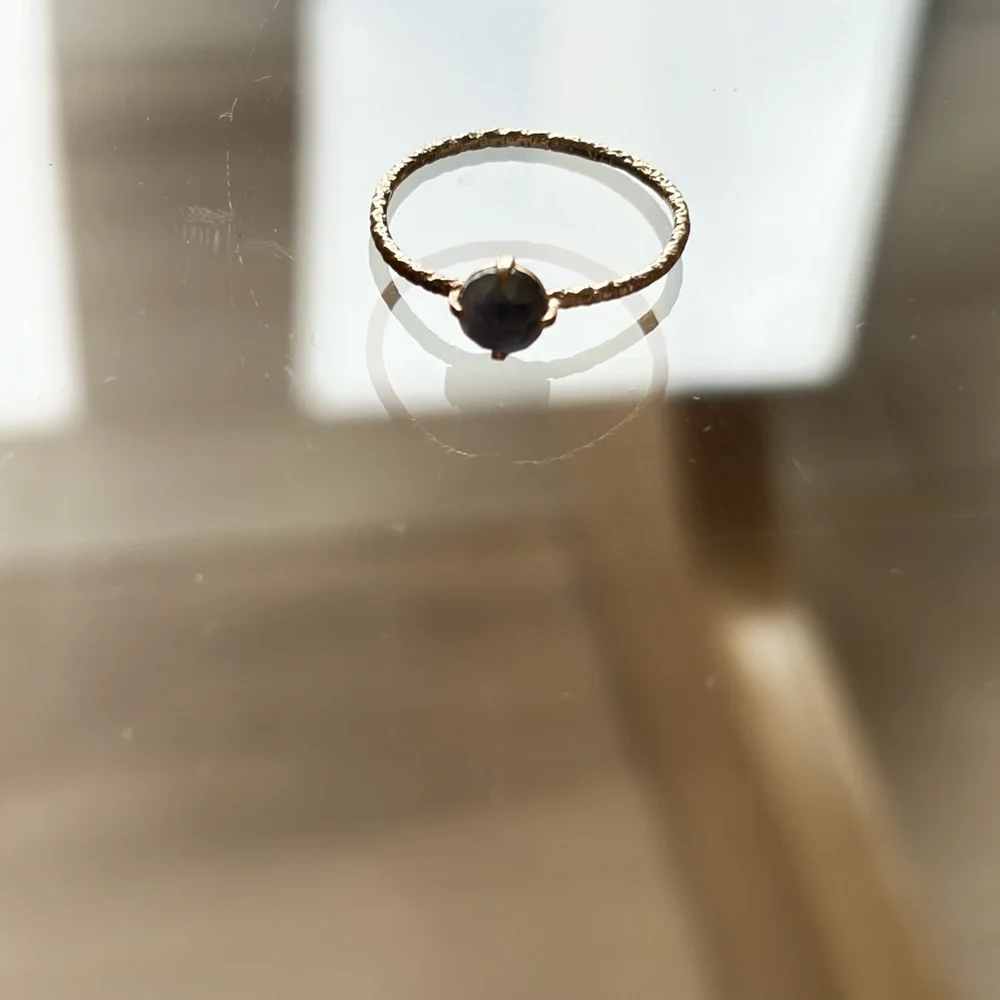 Moonstone Homespun Ring
Satomi Kawakita - Picture 5 of 5